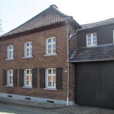 Schlossstraße 23