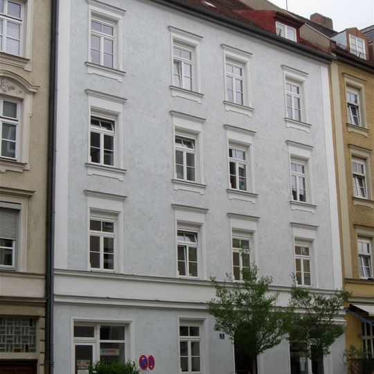 Mietshaus