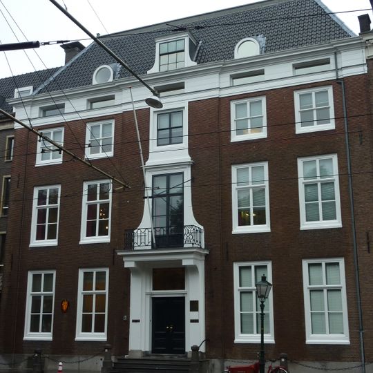 Lange Vijverberg 11, The Hague