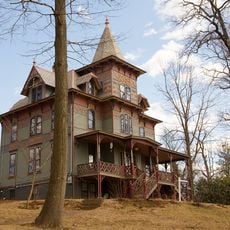 House at 115 Central Avenue