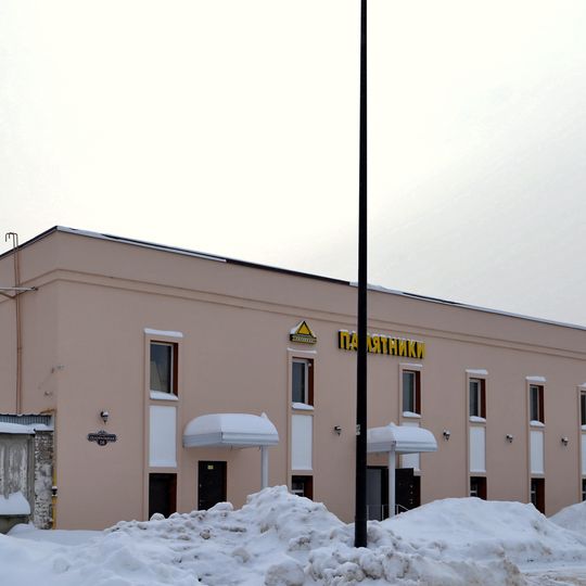 Жилой дом, в прошлом производственное здание ручного полотняного твачества Г.А. Носова