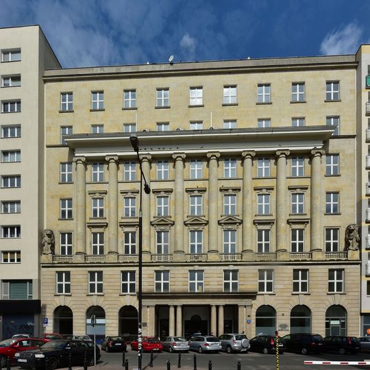 Dom pod Lwami in Warsaw