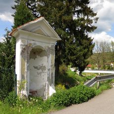 Výklenková kaplička svatého Jana Nepomuckého