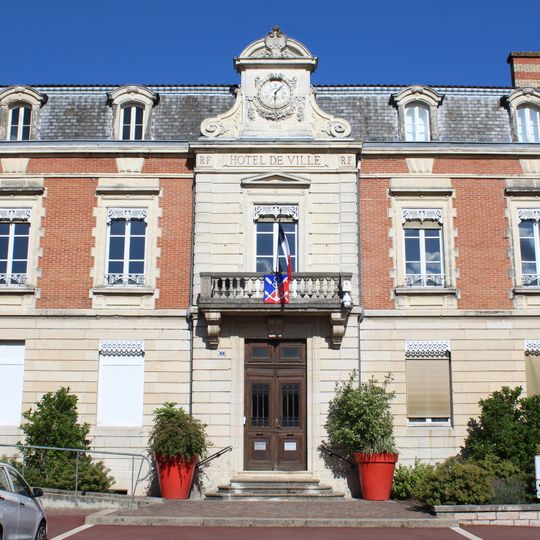 Town hall of Saint-Laurent-sur-Saône