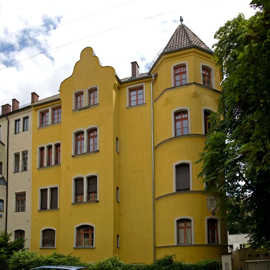 Mietshaus
