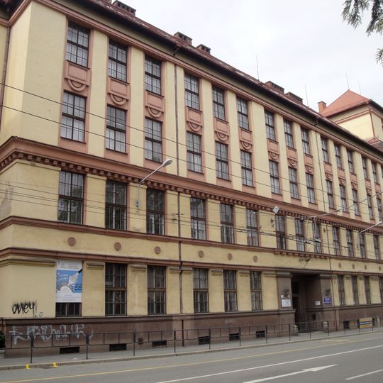 Škola Kotlářská 9