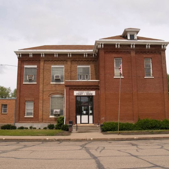 Kidder County Courthouse