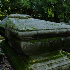 Groenendaal: Grafmonument voor F.G. van Goch (1831-1894) en diens vrouw C. van Orimond (1837-1896).