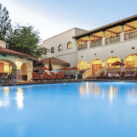 Los Abrigados Resort & Spa