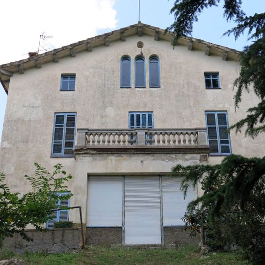 Torre a la carretera de Granera, 70-82