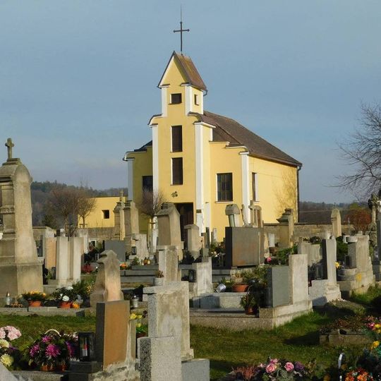 Hřbitovní kaple v Miletíně
