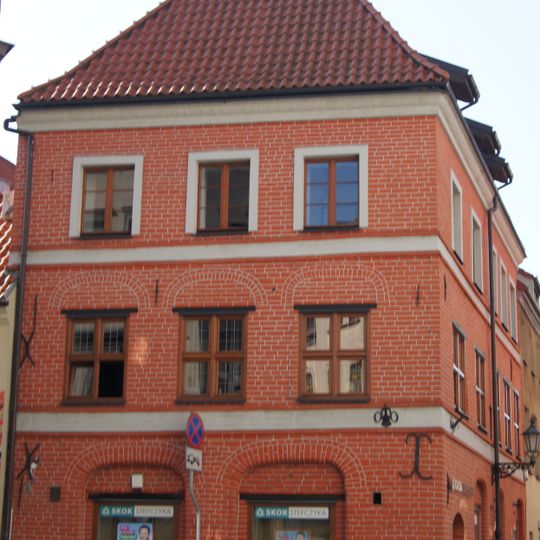 Podmurna 77 / Szewska 1