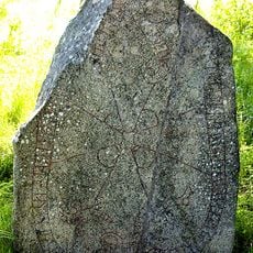 Uppland Runic Inscription 483