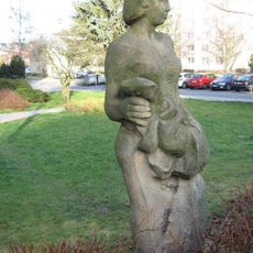 Socha ženy v ulici Úvoz v Rýmařově