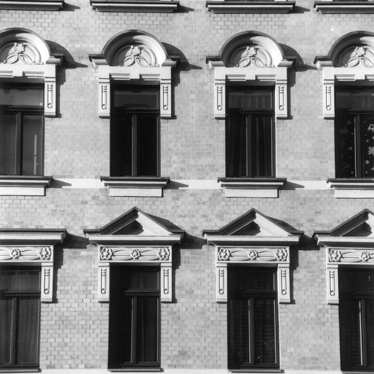 Mietshaus Bennigsenstraße 1