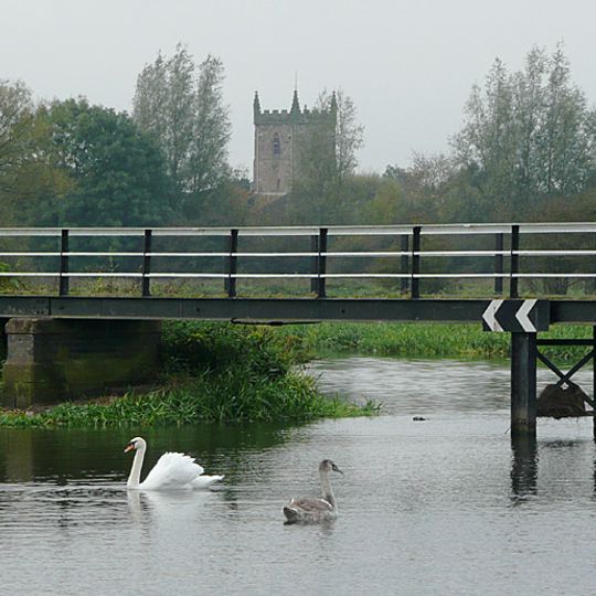 Alrewas River Trent footbridge