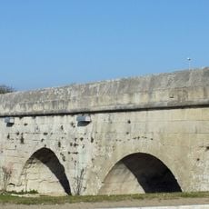 Aqueduc du pont de Crau
