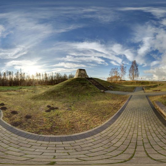 Latvijas Atbrīvošanas kara kaujas piemiņas vieta pie bij. Vareļu mājām