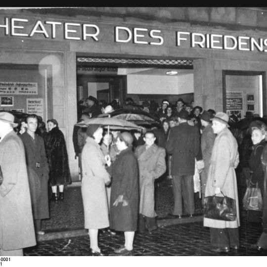 Theater des Friedens