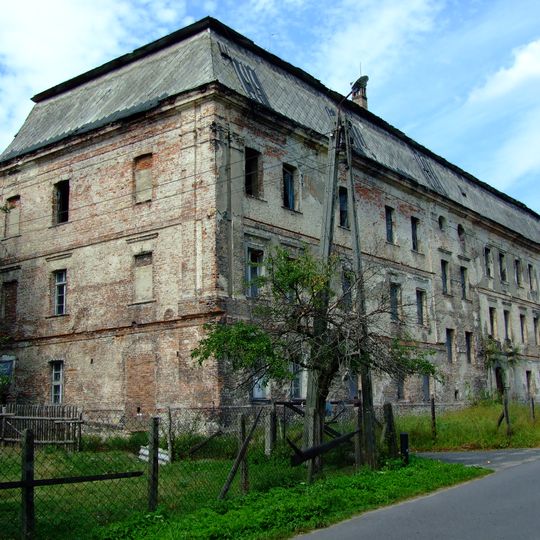 Palace in Bycina