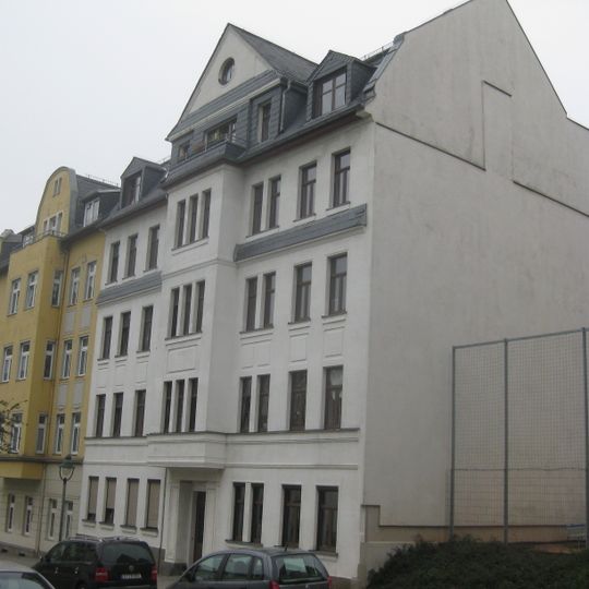 Mietshaus in halboffener Bebauung Ludwig-Kirsch-Straße 25