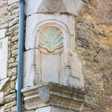 Niche avec statuette d'Uchizy