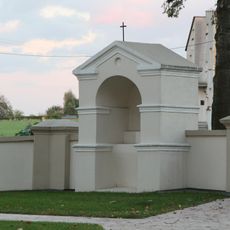 Ogrodzenie z 4 kaplicami