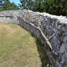 Fars. kostol sv. Michala Archan. , opevnenie