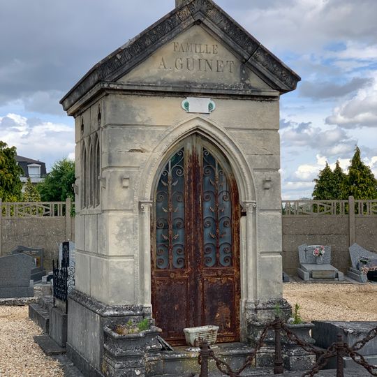 Monument sépulcral de la Famille A. Guinet