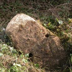 Milestone, NE of Charlton