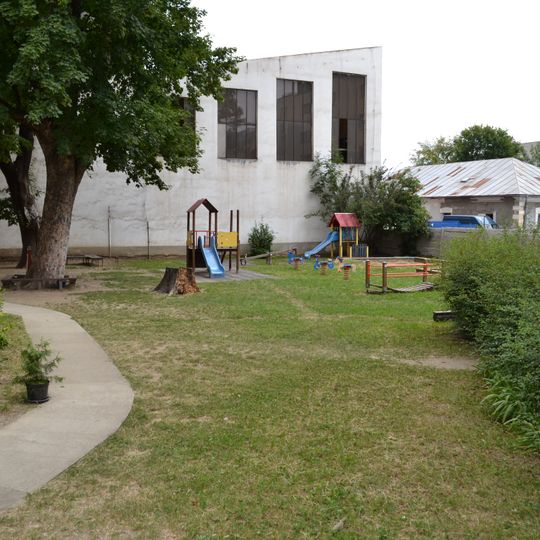 Štátna detská opatrovňa, záhrada