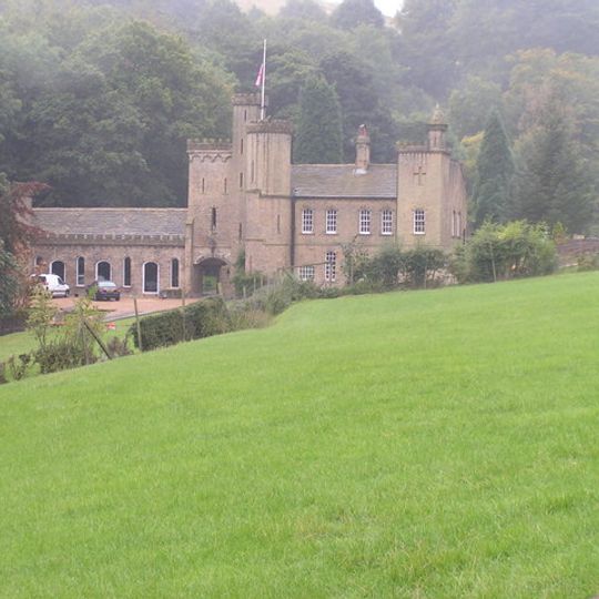 Castle Farmhouse