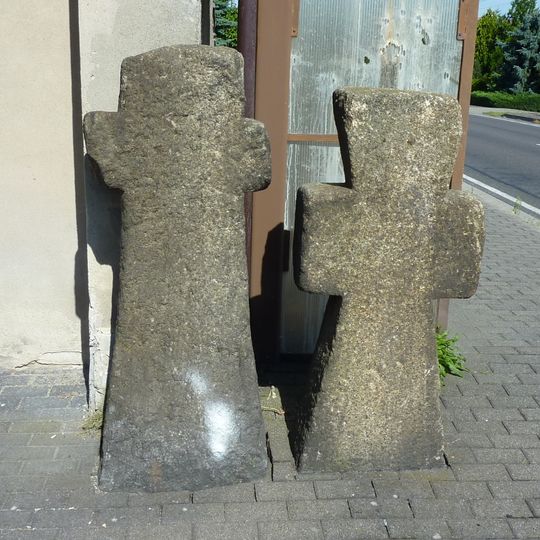 Zwei Mord- und Sühnekreuze Hoyerswerdaer Straße 9