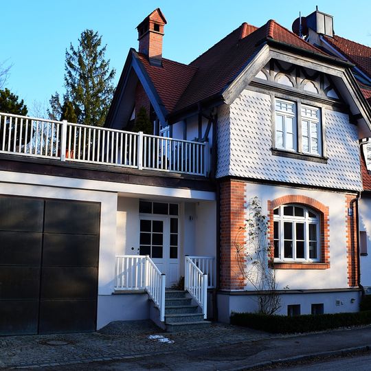 Ludwigshöher Straße 39