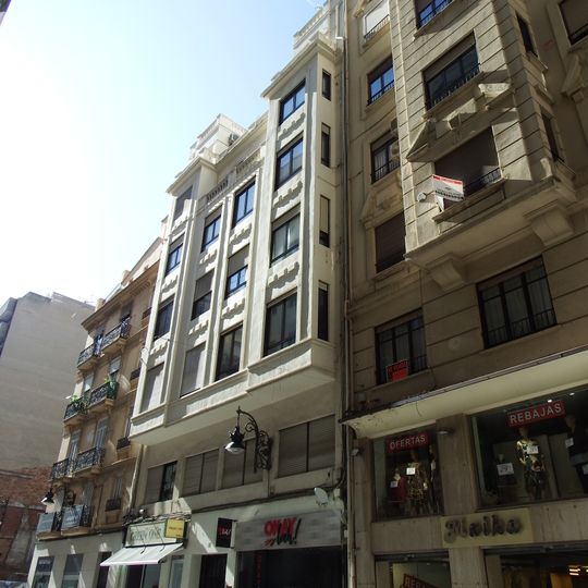 Building at 15 Garrigues street, Valencia