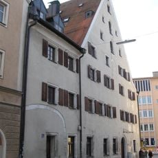 Wohnhaus, ehemaliger Gasthof Zum Rappen