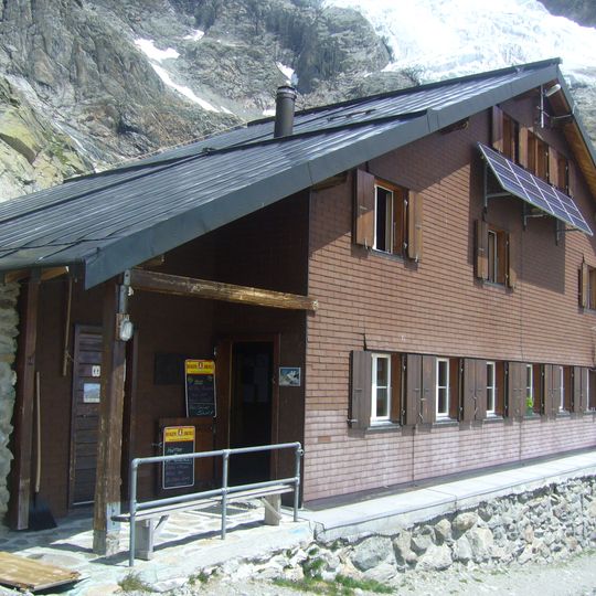 Schreckhorn Hut