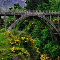 Edith Cavell bridge