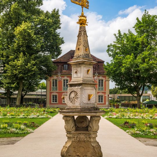 Sonnenuhr im Stadtgarten