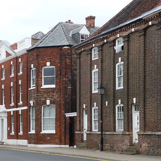 118a, 120 and 122, High Street