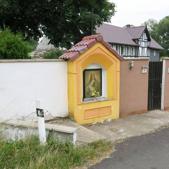 Kaplička u domu 3 v osadě Sezímky