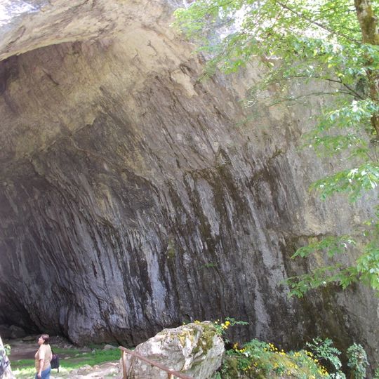 Meziad cave