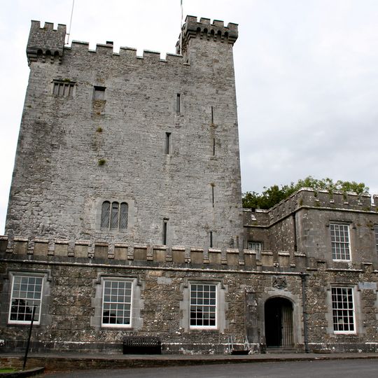 Knappogue Castle