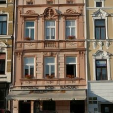 Zámecké náměstí 43