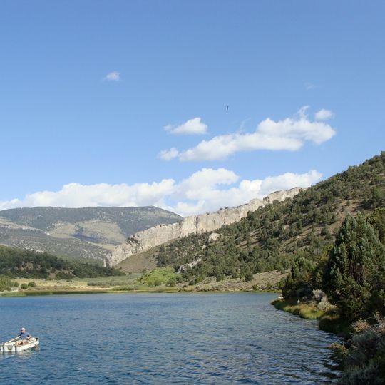 Park stanowy Cave Lake