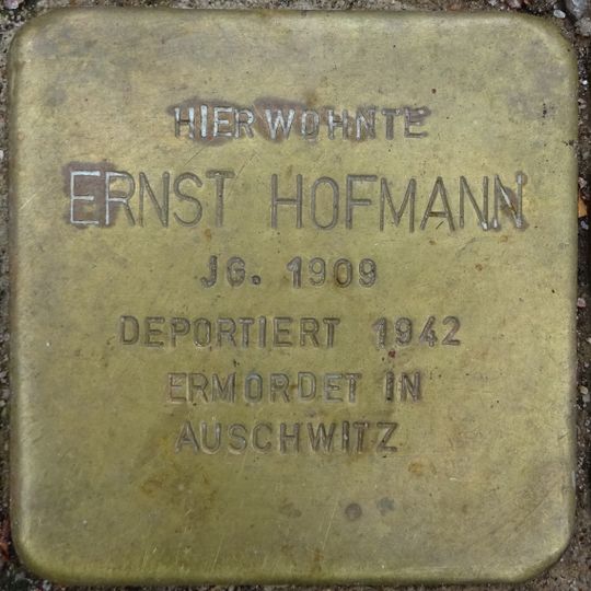 Stolperstein dedicated to Ernst Hofmann