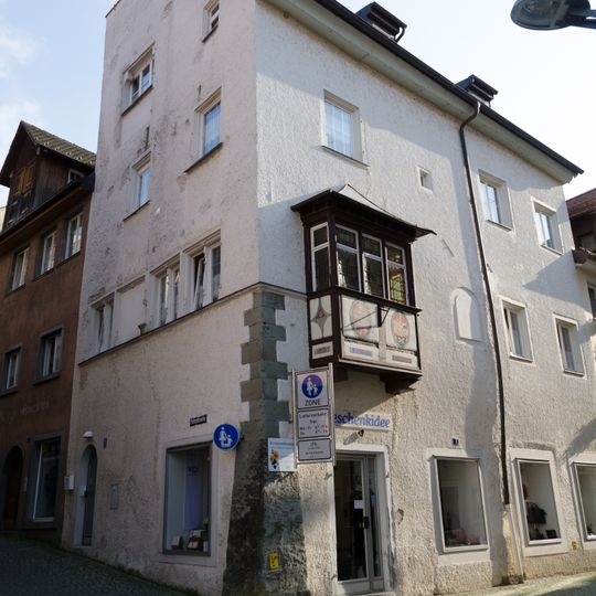 Wohn- und Geschäftshaus