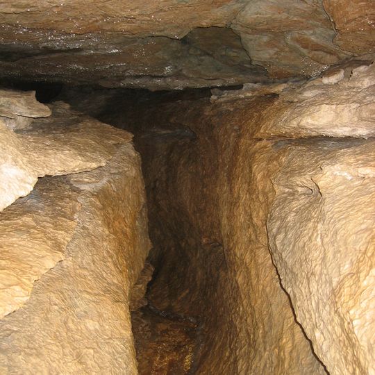 T-Höhle