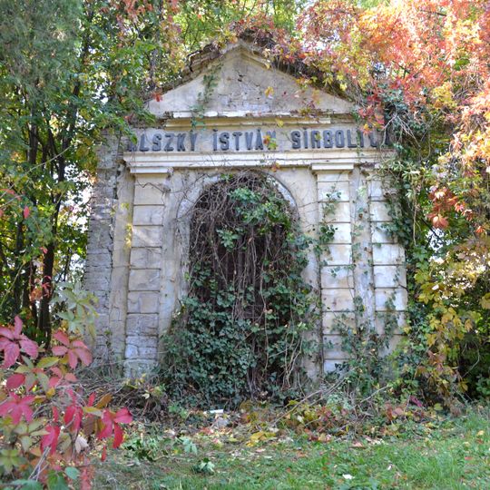 Cintorín sv. Rozálie, hrobka