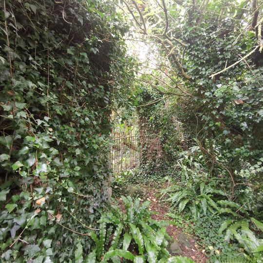 Walled Enclosure at Craiglas Lime Kilns